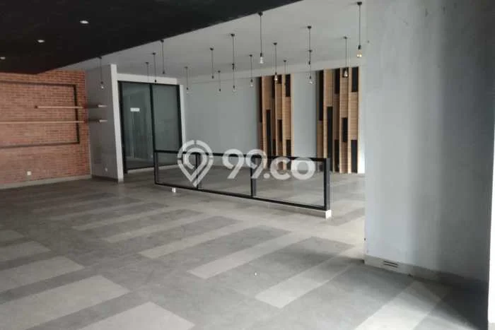 Gudang untuk Disewa di Pusat Bekasi Luas Bangunan 300m2 Gudang untuk Disewa di Pusat Bekasi Luas Bangunan 300m2