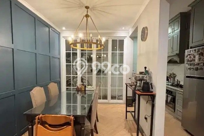 Rumah Luas Asri 3 KT Siap Pakai di Kota Wisata Bogor Rumah Luas Asri 3 KT Siap Pakai di Kota Wisata Bogor