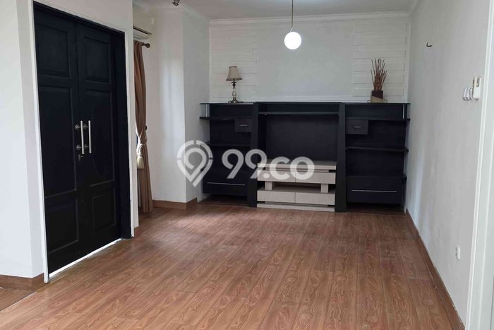 Disewakan! Rumah 5 Kamar Tidur &
4 Kamar Mandi di Cibubur, Depok Disewakan! Rumah 5 Kamar Tidur &
4 Kamar Mandi di Cibubur, Depok