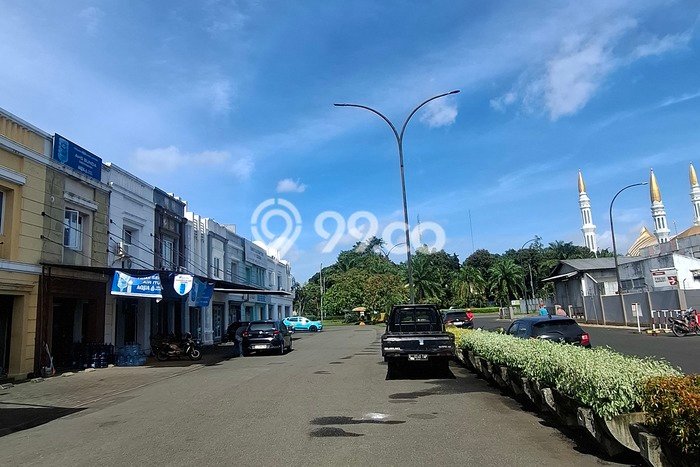 Ruko Dijual di Prime Area Jakarta Timur Luas 107m2 Ruko Dijual di Prime Area Jakarta Timur Luas 107m2