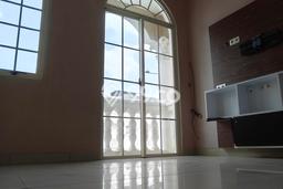 Jual Rumah Mewah Megah Dengan View Eksklusif di Green Lake City, Jakarta Barat Jual Rumah Mewah Megah Dengan View Eksklusif di Green Lake City, Jakarta Barat