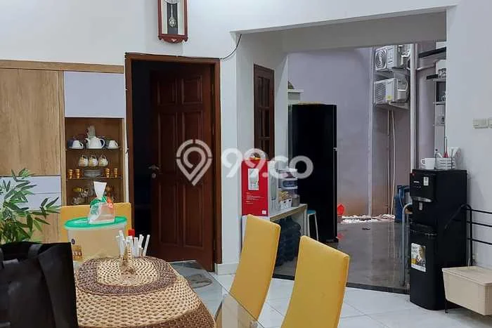 Siap Huni Rumah Mewah 5 Kamar di Pancoran Mas Dekat ke Mana Pun Siap Huni Rumah Mewah 5 Kamar di Pancoran Mas Dekat ke Mana Pun