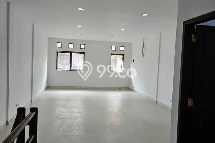Ruko bagus disewakan di BSD Tangerang Selatan dengan LB 260m2 harga sewa terbaik Ruko bagus disewakan di BSD Tangerang Selatan dengan LB 260m2 harga sewa terbaik