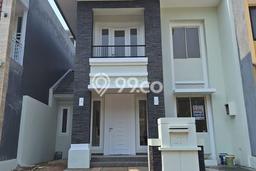 Rumah Elit LB 120m2 Siap Pakai Desain Elegan di Alam Sutera, Tangerang Rumah Elit LB 120m2 Siap Pakai Desain Elegan di Alam Sutera, Tangerang