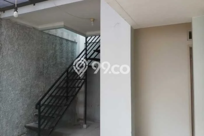Rumah Kontrakan Tangerang LT 270m2 LB 258m2 Area Gading Serpong Pondok Hijau Golf Rumah Kontrakan Tangerang LT 270m2 LB 258m2 Area Gading Serpong Pondok Hijau Golf
