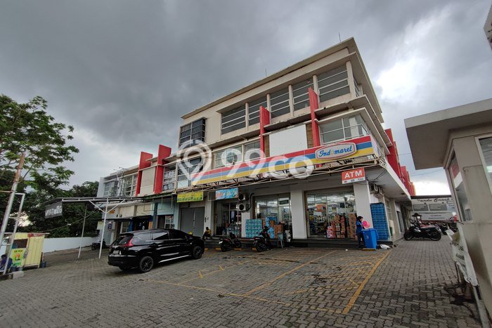 Ruko di Banyumanik, Luas 162m2m², Kawasan Strategis, Siap Operasi Ruko di Banyumanik, Luas 162m2m², Kawasan Strategis, Siap Operasi