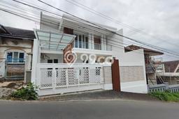 Rumah Bukit Sari Raya Deket Undip Tembalang, Banyumanik, Semarang Rumah Bukit Sari Raya Deket Undip Tembalang, Banyumanik, Semarang