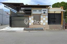 Rumah Tengah Kota Jalan Karimata, Dekat Simpang Lima Semarang Rumah Tengah Kota Jalan Karimata, Dekat Simpang Lima Semarang