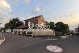 Hot Offer Hunian Mewah Ideal dan Luas di Gajah Mungkur, Semarang Hot Offer Hunian Mewah Ideal dan Luas di Gajah Mungkur, Semarang