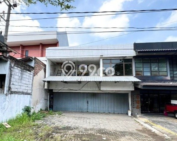 LOKASI PREMIUM! Ruko Kawasan Semarang Barat, Luas 396m², Area Komersial LOKASI PREMIUM! Ruko Kawasan Semarang Barat, Luas 396m², Area Komersial