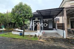 Disewakan! Rumah 3 Kamar Tidur &
2 Kamar Mandi di BSB City, Semarang Disewakan! Rumah 3 Kamar Tidur &
2 Kamar Mandi di BSB City, Semarang