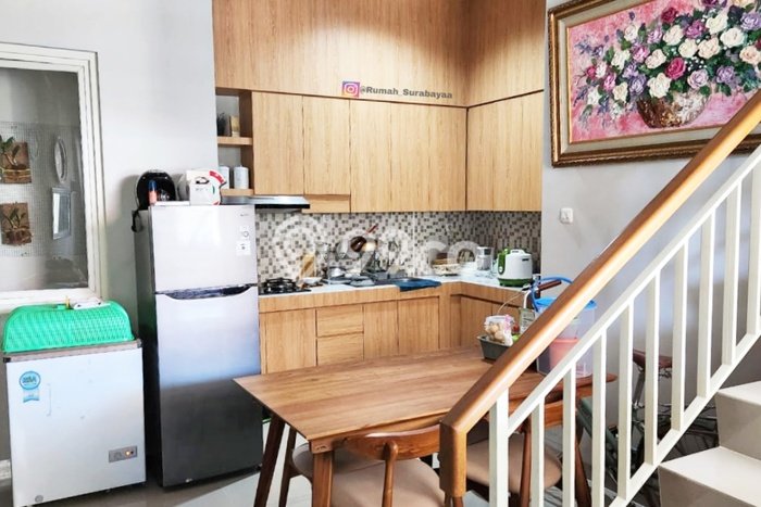 KESEMPATAN EMAS! Rumah di Rungkut, Surabaya, LT 50m2m² Bangunan 80m2m² KESEMPATAN EMAS! Rumah di Rungkut, Surabaya, LT 50m2m² Bangunan 80m2m²