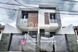 Rumah Modern 4 KT di Manyar Surabaya Unfurnished Rumah Modern 4 KT di Manyar Surabaya Unfurnished