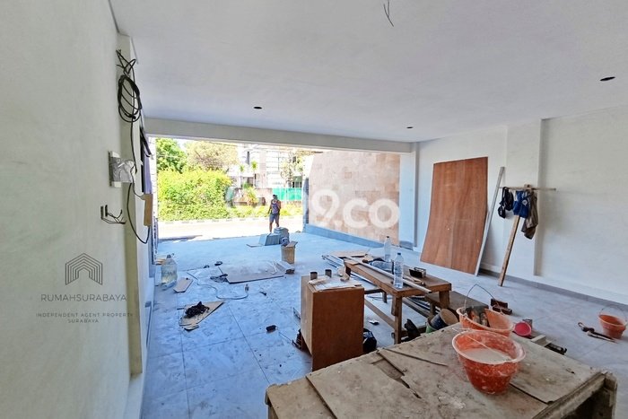 Dijual Hunian Mewah dengan Fasilitas Sekitar Komplit di Wiyung, Surabaya Dijual Hunian Mewah dengan Fasilitas Sekitar Komplit di Wiyung, Surabaya
