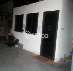 Gudang Lokasi Strategis di Sidoarjo, Luas 648m2m², Disewakan, Kawasan Niaga Gudang Lokasi Strategis di Sidoarjo, Luas 648m2m², Disewakan, Kawasan Niaga