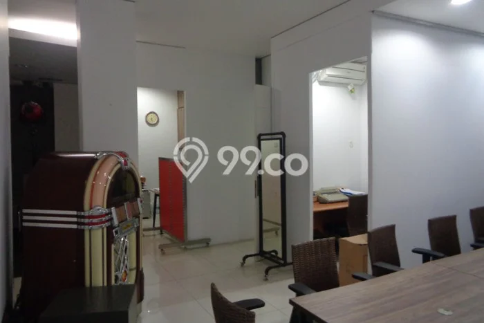 FOR SALE! Ruko di Kebayoran Baru Jakarta Selatan, LT 324m2, LB 1200m2 FOR SALE! Ruko di Kebayoran Baru Jakarta Selatan, LT 324m2, LB 1200m2