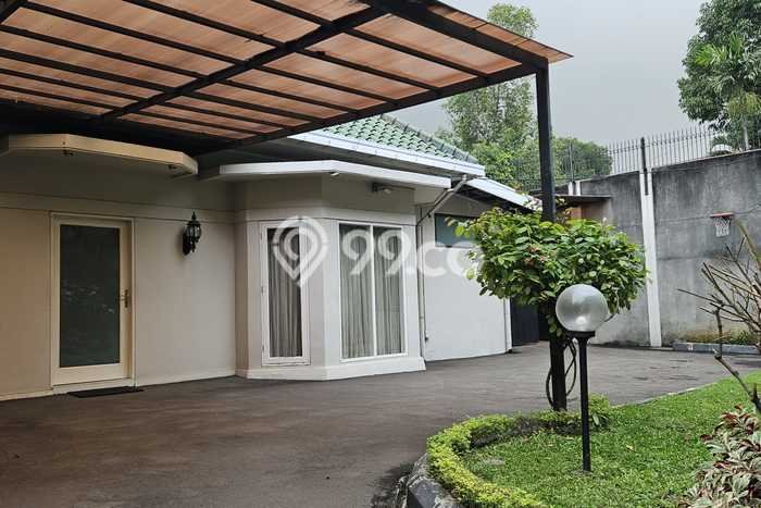 SPECIAL OFFER! Rumah di Menteng, 3 KM, Lingkungan Strategis, LT 765m2m² LB 500m2m² SPECIAL OFFER! Rumah di Menteng, 3 KM, Lingkungan Strategis, LT 765m2m² LB 500m2m²