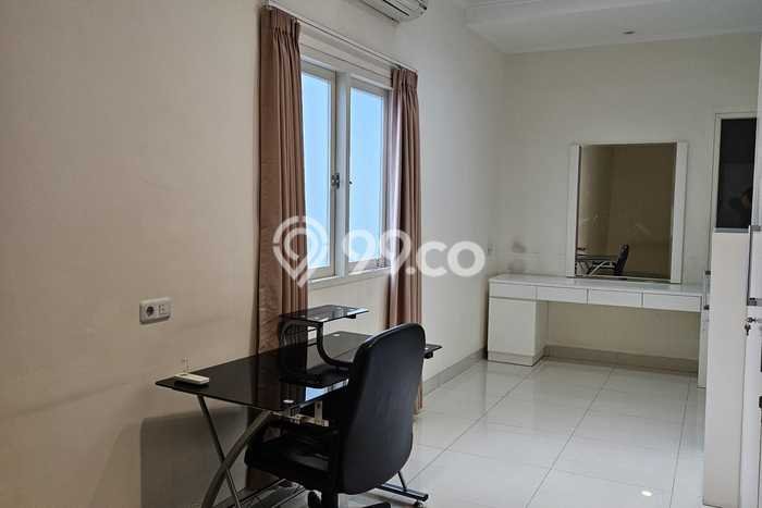 SPECIAL OFFER! Rumah di Menteng, 3 KM, Lingkungan Strategis, LT 765m2m² LB 500m2m² SPECIAL OFFER! Rumah di Menteng, 3 KM, Lingkungan Strategis, LT 765m2m² LB 500m2m²