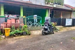 Rumah Luas Asri 3 KT Siap Pakai di Cikupa Citra Raya Tangerang Rumah Luas Asri 3 KT Siap Pakai di Cikupa Citra Raya Tangerang