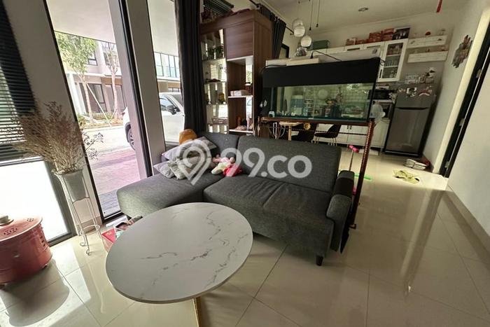 Rumah Modern 3 KT LT 80m2 di Pantai Indah Kapuk 2 Rumah Modern 3 KT LT 80m2 di Pantai Indah Kapuk 2