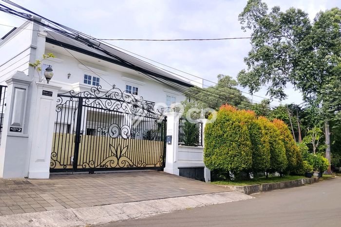 Dijual Hunian Mewah dengan Fasilitas Sekitar Lengkap di Kebon Jeruk, Jakarta Barat Dijual Hunian Mewah dengan Fasilitas Sekitar Lengkap di Kebon Jeruk, Jakarta Barat