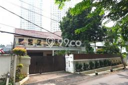 Rumah Elit Modern Siap Huni di Permata Hijau Jakarta Selatan Rumah Elit Modern Siap Huni di Permata Hijau Jakarta Selatan