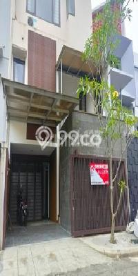 Rumah Disewakan Bandung LT 120m2 LB 250m2 Kawasan Setra Duta Rumah Disewakan Bandung LT 120m2 LB 250m2 Kawasan Setra Duta
