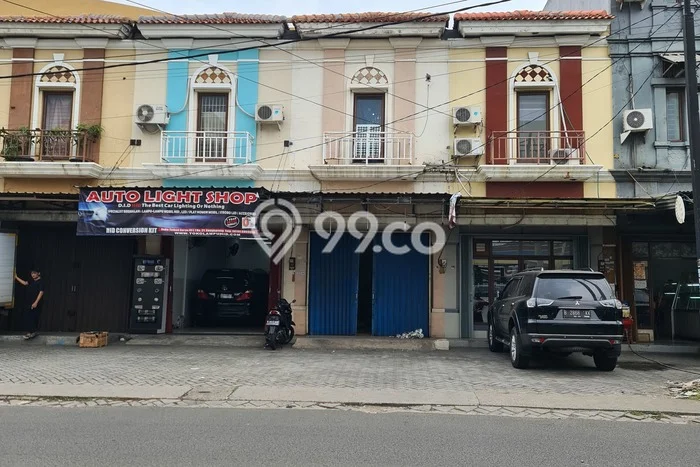 Ruko Bagus Dijual LB 120m2 Lokasi Strategis Jakarta Barat Area Cocok untuk Berbisnis Ruko Bagus Dijual LB 120m2 Lokasi Strategis Jakarta Barat Area Cocok untuk Berbisnis