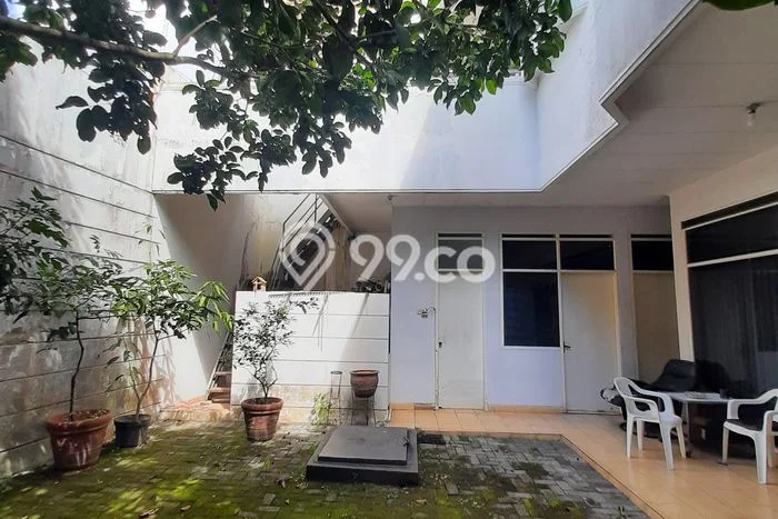 Rumah Luxury Modern Siap Huni di Setiabudi Bandung Rumah Luxury Modern Siap Huni di Setiabudi Bandung