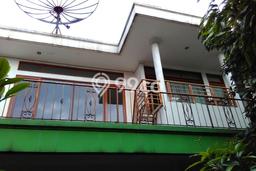 Hunian Mewah LB 450m2 Siap Huni Desain Elegan di Moch Toha, Bandung Hunian Mewah LB 450m2 Siap Huni Desain Elegan di Moch Toha, Bandung