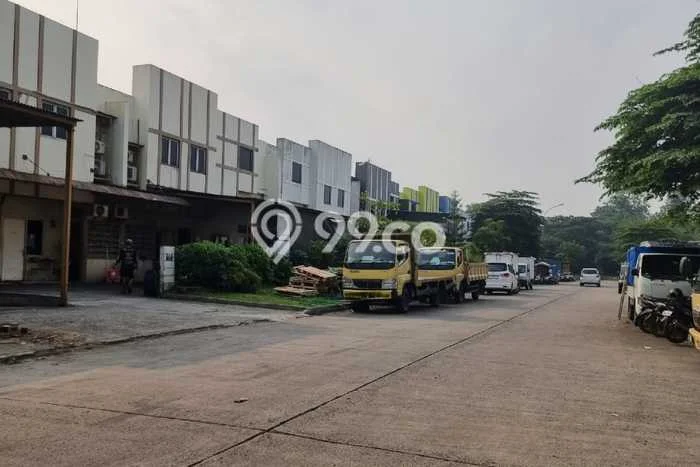 Unit Gudang Disewa Lokasi BSD, Tangerang Selatan Spesifikasi Luas Bangunan 600m2 Unit Gudang Disewa Lokasi BSD, Tangerang Selatan Spesifikasi Luas Bangunan 600m2