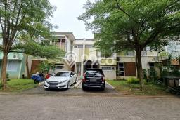 The Eminent Ingenia Rumah Bagus Rapih Siap Huni Hadap Utara The Eminent Ingenia Rumah Bagus Rapih Siap Huni Hadap Utara