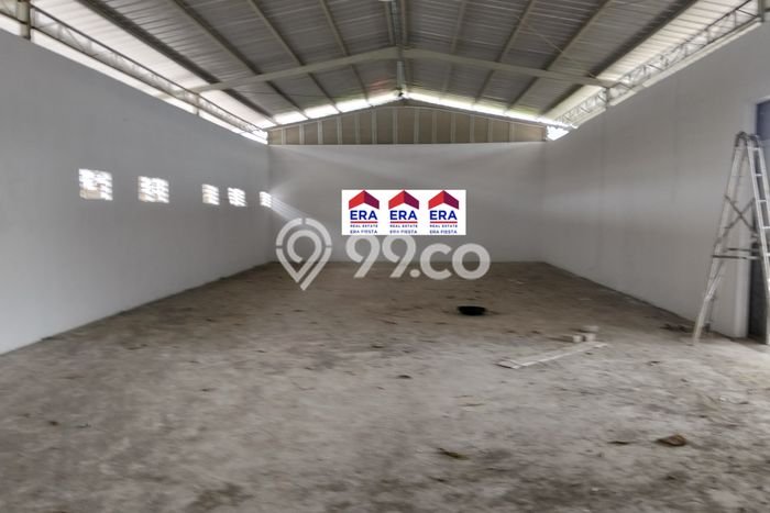 Jual Gudang di , Luas 800m2m², Area Berkembang, Jalan Utama Jual Gudang di , Luas 800m2m², Area Berkembang, Jalan Utama