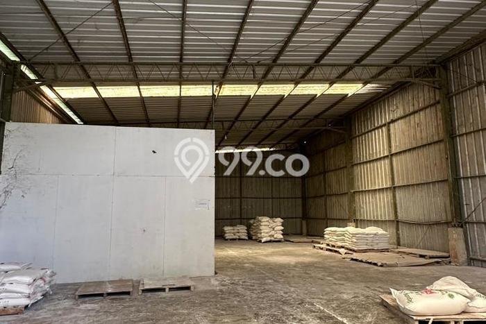 Unit Gudang Dijual di Tangerang Tangerang Luas Tanah 21700m2, Luas Bangunan 3500m2 Unit Gudang Dijual di Tangerang Tangerang Luas Tanah 21700m2, Luas Bangunan 3500m2