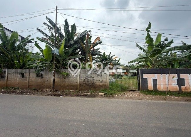 Tanah Kosong Dijual di Tangerang Selatan dengan Area 2498m2 Tanah Kosong Dijual di Tangerang Selatan dengan Area 2498m2