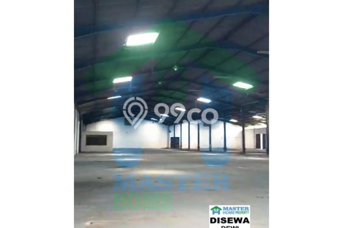 LOKASI PREMIUM! Gudang Area Bisnis di , Luas 3600m2m², Siap Bisnis LOKASI PREMIUM! Gudang Area Bisnis di , Luas 3600m2m², Siap Bisnis