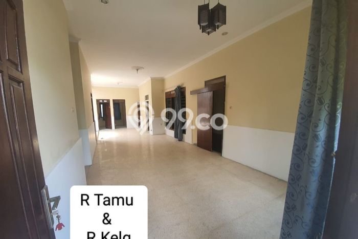 Lokasi terbaik! Rumah siap huni dikontrakkan di Semarang Selatan LB 175m2 Lokasi terbaik! Rumah siap huni dikontrakkan di Semarang Selatan LB 175m2
