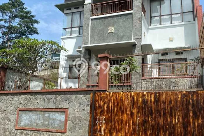 Disewakan Rumah Harga Terjangkau di Padasuka Bandung Punya 4 KT Disewakan Rumah Harga Terjangkau di Padasuka Bandung Punya 4 KT