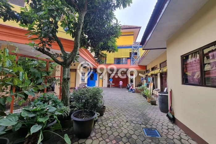 Siap Huni Rumah Mewah 28 Kamar di Sidorejo Dekat ke Mana Saja Siap Huni Rumah Mewah 28 Kamar di Sidorejo Dekat ke Mana Saja