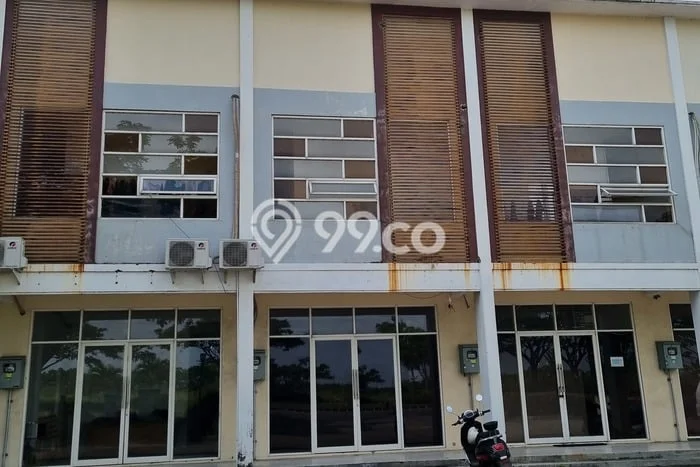AREA BISNIS! Ruko Kawasan Brangsong, Luas 162m², Akses Utama AREA BISNIS! Ruko Kawasan Brangsong, Luas 162m², Akses Utama