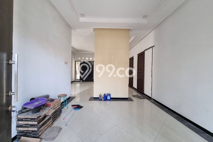 For Sale! Premium House LT 250m2 Desain Elegan di Gajahmada For Sale! Premium House LT 250m2 Desain Elegan di Gajahmada