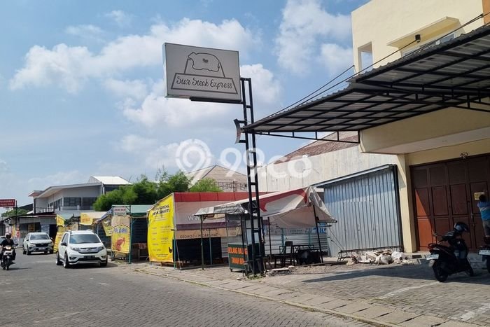 LOKASI PREMIUM! Ruko di Tanah Mas, Luas 180m², Lokasi Komersial LOKASI PREMIUM! Ruko di Tanah Mas, Luas 180m², Lokasi Komersial