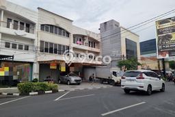 Ruko Kawasan Bisnis Kawasan Semarang Tengah, Luas 420m², Siap Operasi Ruko Kawasan Bisnis Kawasan Semarang Tengah, Luas 420m², Siap Operasi