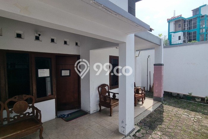 Rumah Luxury Modern Tanpa Renovasi di Simpang Lima Semarang Rumah Luxury Modern Tanpa Renovasi di Simpang Lima Semarang