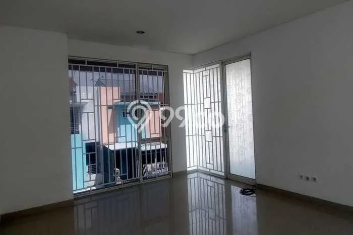 For Sale! Premium House LT 206m2 Desain Elegan di Pantai Indah Kapuk For Sale! Premium House LT 206m2 Desain Elegan di Pantai Indah Kapuk