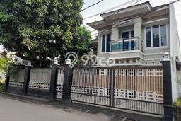 Siap Huni Rumah Mewah 10 Kamar di Pinang Dekat ke Mana Pun Siap Huni Rumah Mewah 10 Kamar di Pinang Dekat ke Mana Pun