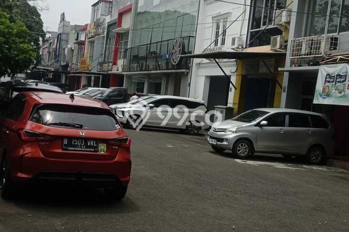 Ruko Bagus Dijual di Bintaro Tangerang Selatan Strategis Cocok untuk Kembangkan Bisnis Ruko Bagus Dijual di Bintaro Tangerang Selatan Strategis Cocok untuk Kembangkan Bisnis