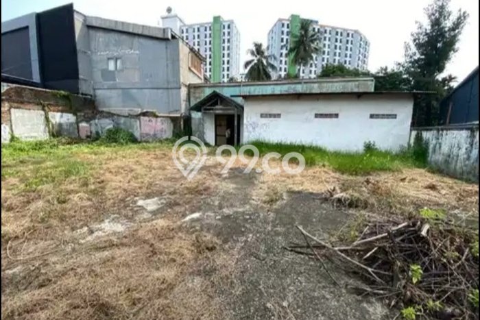 Unit Gudang Paling Strategis di Ciputat Tangerang Selatan dengan LB 300m2 Unit Gudang Paling Strategis di Ciputat Tangerang Selatan dengan LB 300m2