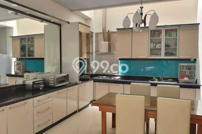 Rumah Disewakan Bandung LT 188m2 LB 275m2 Area Sayap Dago Rumah Disewakan Bandung LT 188m2 LB 275m2 Area Sayap Dago