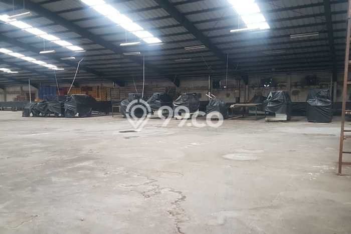 Disewakan Gudang komersial di Bojongsoang luas bangunan 5500m2 Disewakan Gudang komersial di Bojongsoang luas bangunan 5500m2